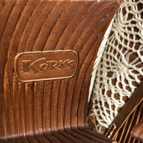 Korks Nora Clogs Size 9 M Crochet Floral Mules Boho 70s Faux Wood heel new - Picture 7 of 7